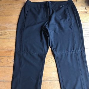 Woman’s plus size Black ankle dress pants
